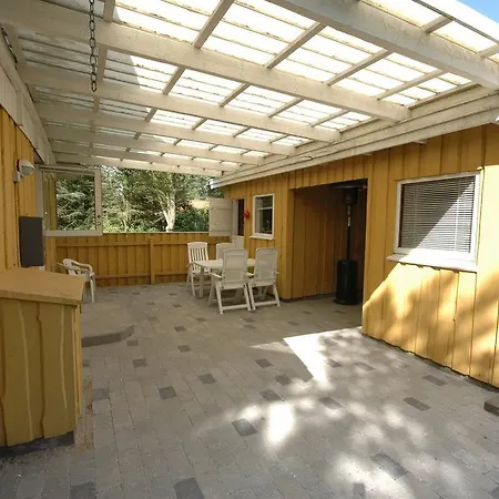 Holiday Rorhvenevej C- 3807 Vakantiehuis *