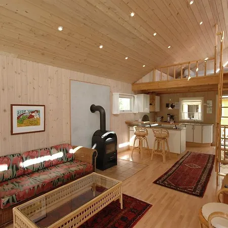 Holiday Rorhvenevej C- 3807 Vakantiehuis